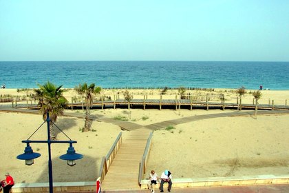 Plage et dunes face à la résidence.